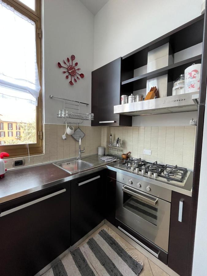 La Casa Di Sara - * Milán